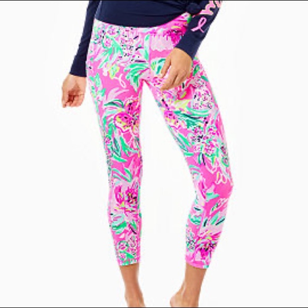 Lilly Pulitzer Cockatoo Pink Paws For a Cause Weekender Leggings